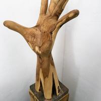 Une main tendue